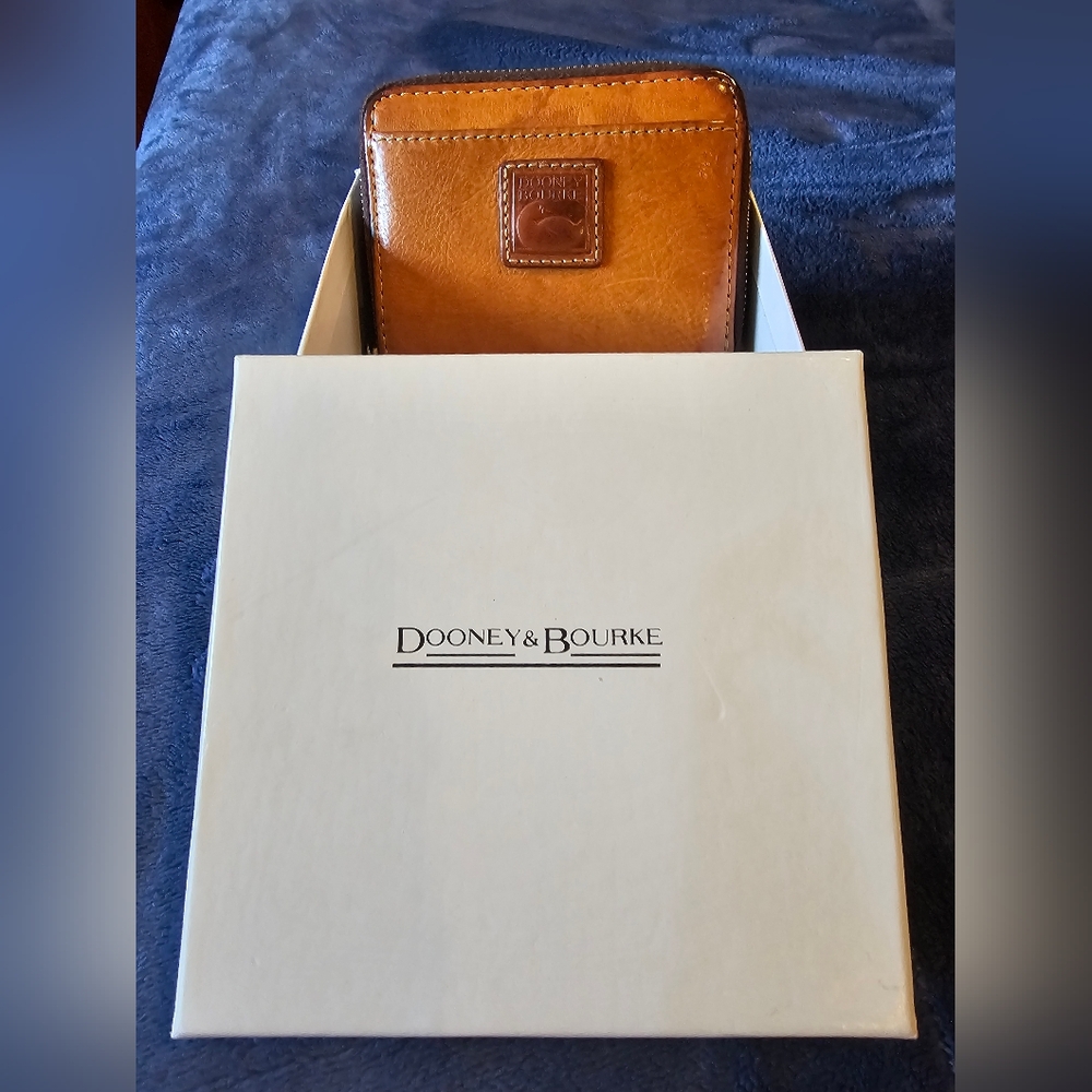 Dooney Bourke Wallet